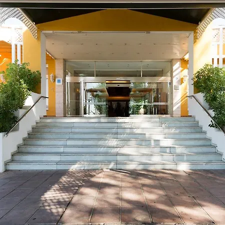 Exe Adelfas Hotel 4*