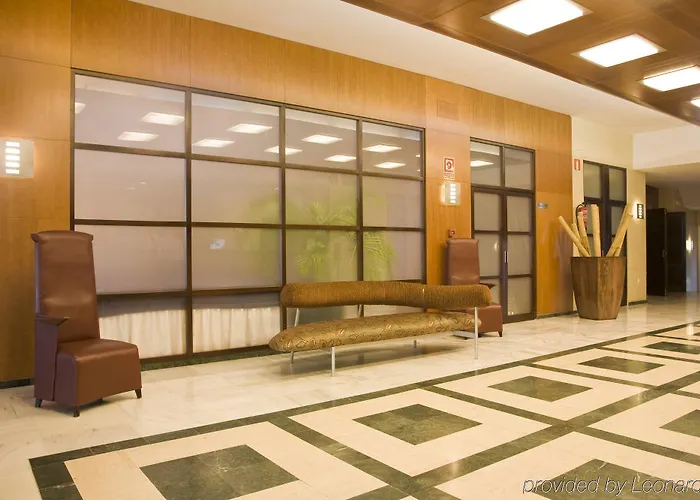 Exe Adelfas Кордова