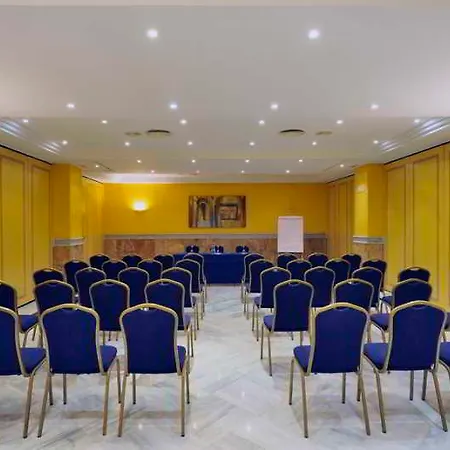 Exe Adelfas Hotell 4*