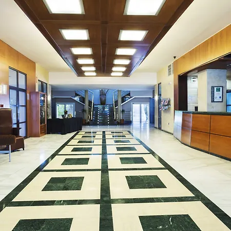 Exe Adelfas Hotell