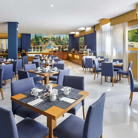 Hotell Exe Adelfas 4*