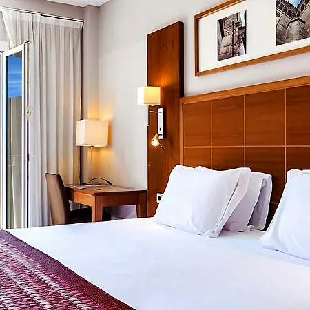 Hotell Exe Adelfas 4*