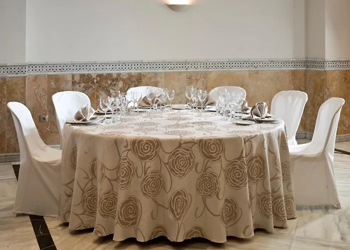 Hotel Exe Adelfas 4*