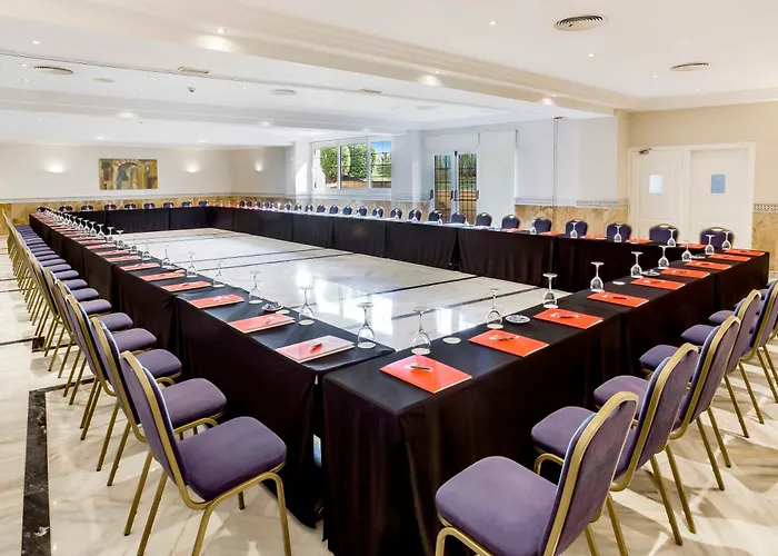 Hotel Exe Adelfas 4*