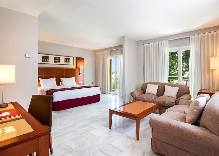 Hotel Exe Adelfas 4*