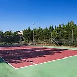 Exe Adelfas 4*