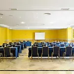 Exe Adelfas 4*